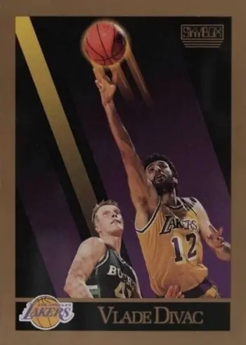 1990 SkyBox #135 Vlade Divac Rookie Card