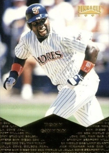 1997 Pinnacle #42 Tony Gwynn Baseball Card