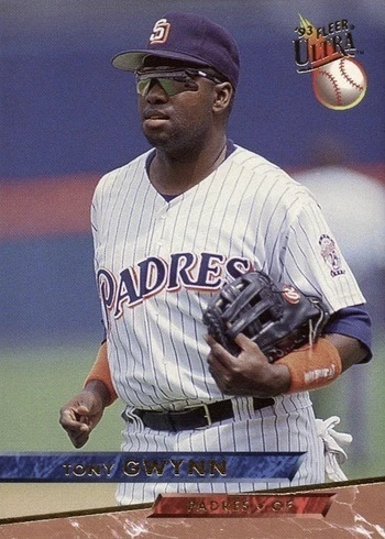 1993 Fleer Ultra #472 Tony Gwynn Baseball Card